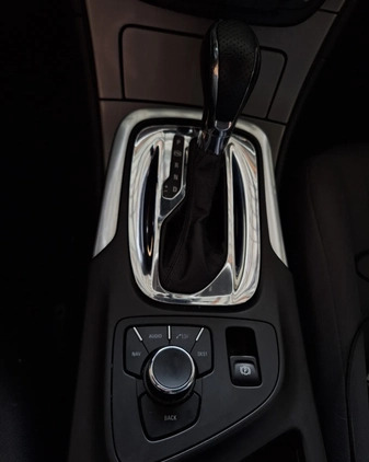 Opel Insignia cena 27000 przebieg: 174000, rok produkcji 2009 z Żywiec małe 466